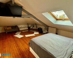 Casa/apartamento entero Maison Remoise Tout Confort Avec Garage Et Jacuzzi (Reims, Francia)