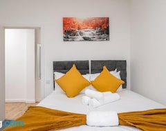 Tüm Ev/Apart Daire Luxury Central Watford 2 Bedroom Apartment With Free Parking And Netflix (Watford, Birleşik Krallık)