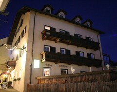 Hotel Kreuzwirt (Völs am Schlern, Italy)
