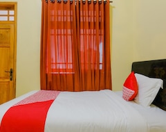 Hotel OYO 1362 Ciliwung Family Residence (Malang, Indonesien)