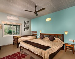 Blue Valley Jungle Resorts (Nilgiris, Ấn Độ)