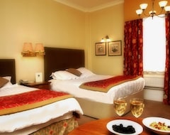 Hotel George (Blairgowrie, United Kingdom)