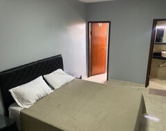 Espana Suites Hotel (Ciudad del Este, Paragvaj)