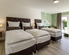 GLEUEL INN - digital hotel & serviced apartments & boardinghouse mit voll ausgestatteten Kuchen (Hürth, Almanya)