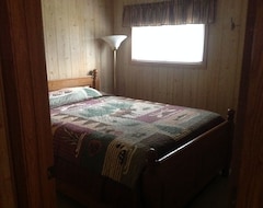 Entire House / Apartment Huron National Forest Cottage $118 Sum/$135 Win. Per Night At Mack Lake , Mio Mi (Mio, USA)