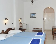 Khách sạn Hotel Proteas (Kamari, Hy Lạp)