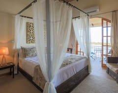 Khách sạn Entire Luxury Hotel And Staff - Dramatic Sea Views (Uvita, Costa Rica)