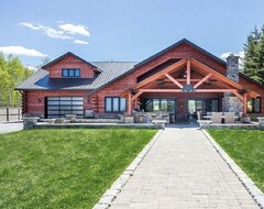 Toàn bộ căn nhà/căn hộ Lake Front All Season Vacation Luxury Home (Sudbury, Canada)