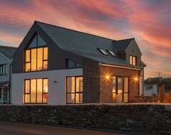Hele huset/lejligheden Kilravock Is A Modern, Luxury Coastal Family Holiday Home Which Has Been Purpose Built To The Highes (Port St Mary, Storbritannien)