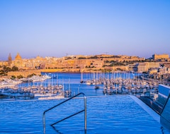 Khách sạn Grands Suites Hotel Residences And Spa (Sliema, Malta)