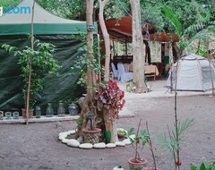 Camping site Secluded Glamping Yoga Samadhi Resort (Luna, Philippines)