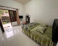 Khách sạn Oyo 92995 Villa Ragill (Puncak, Indonesia)