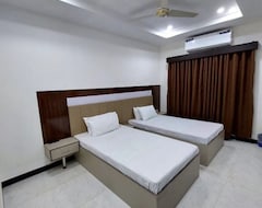 Khách sạn Overseas Hotel And Suites (Dera Ghazi Khan, Pakistan)