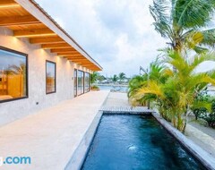 Toàn bộ căn nhà/căn hộ Seabird Luxury Dwellings (Placencia, Belize)