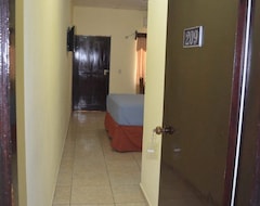 Hotel Plaza Palmero (San Pedro Sula, Honduras)