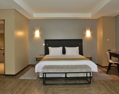 Mantis EPIC Hotel & Suites (Kigali, Rwanda)