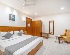 Khách sạn Westside Hotels (Hyderabad, Ấn Độ)