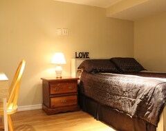 Casa/apartamento entero Spacious 2 Bedroom Suite Near Southside Park (Woodstock, Canadá)