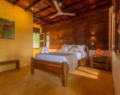 Samadhi Ecohotel by Rotamundos (Puerto Escondido, Colombia)