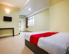 Hotelli OYO 89585 Hotel Happy Inn (Banting, Malesia)