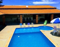 Entire House / Apartment Rancho Os Impossiveis (Junqueirópolis, Brazil)