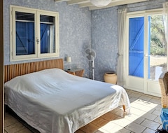 Toàn bộ căn nhà/căn hộ 3 Bedroom Accommodation In Pierrerue (Pierrerue, Pháp)