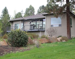 Entire House / Apartment Relax And Enjoy The Fresh Mountian Air, Natural Surroundings And Bird Viewing. (Klamath Falls, USA)