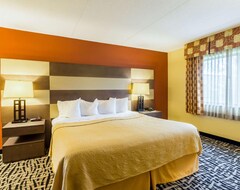 Khách sạn Quality Inn & Suites Mayo Clinic Area (Rochester, Hoa Kỳ)