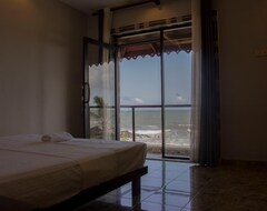 Hotel Varinias Beach Villa (Negombo, Šri Lanka)