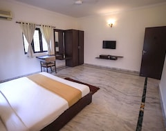 Khách sạn Celebrity Resort (Hyderabad, Ấn Độ)