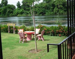 Bambooya Resort (Kanchanaburi, Tailandia)