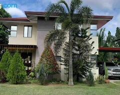 Hele huset/lejligheden Fully Furnished Spacious House In Nuvali (Calamba, Filippinerne)