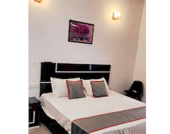 Khách sạn Oyo 91723 Super 7 Hotel (Pataudi, Ấn Độ)