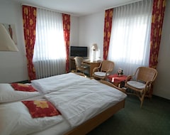 Hotel Garni Lehrertal (Ulm, Almanya)