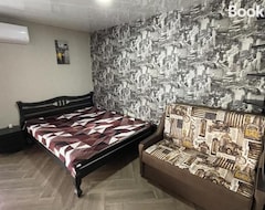 Entire House / Apartment Studio Apartment On Vatutina (Nemyriv, Ukraine)