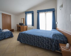 Căn hộ có phục vụ Resort Isola Rossa (Bosa, Ý)
