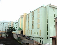 Khách sạn The Dover (Lagos, Nigeria)