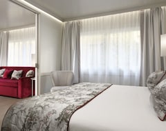 Khách sạn Ponte Vecchio Suites & Spa (Florence, Ý)