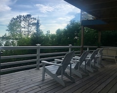 Entire House / Apartment Home with 2 decks for panoramic views and dock access to Daisy Bay (Tower, USA)