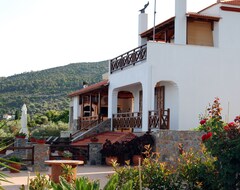 Hele huset/lejligheden Villa Elena (Votsi, Grækenland)