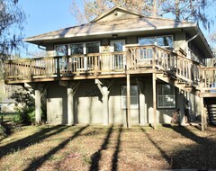 Casa/apartamento entero Unique Waterfront Stilt House On The Withlacoochee River, Fish, Kayak, Relax (Coleman, EE. UU.)