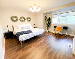 Cijela kuća/apartman Charming 4 Bedroom Home Suitable For Large Groups (Lynden, Sjedinjene Američke Države)