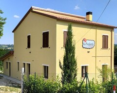 Toàn bộ căn nhà/căn hộ Majestic Holiday Home In Montefalcone Appennino With Garden (Montefalcone Appennino, Ý)