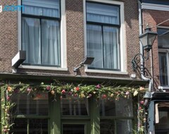 Six Boutique Hotel (Haarlem, Holland)