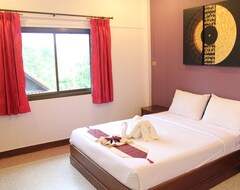 Hotel Baan Suan Sook Resort (Bophut, Thailand)