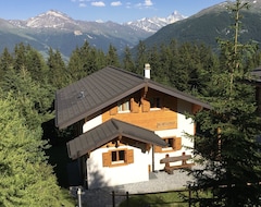 Toàn bộ căn nhà/căn hộ Luxurious, Detached Chalet Next To The 4 Valleys Ski Area, With Hot Tub + Sauna (Vex, Thụy Sỹ)