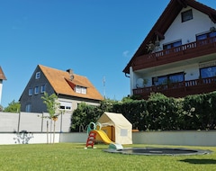 Toàn bộ căn nhà/căn hộ 212 M² Feelgood Holiday Home With 2 Apartments, Garden, Terrace, Grill & Sauna! (Schauenburg, Đức)