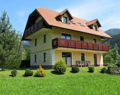 Toàn bộ căn nhà/căn hộ Villa Planina Loft Right Apartment - Luxury Apartment For Up To 4 Guests Outside Kranjska Gora (Rateče, Slovenia)
