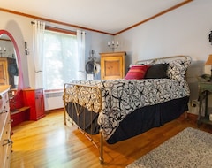 Cijela kuća/apartman Cozy Little House Next To Montreal With All The Services And Activities Around (Mont-Saint-Hilaire, Kanada)