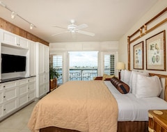 Otel The Galleon Resort (Key West, ABD)